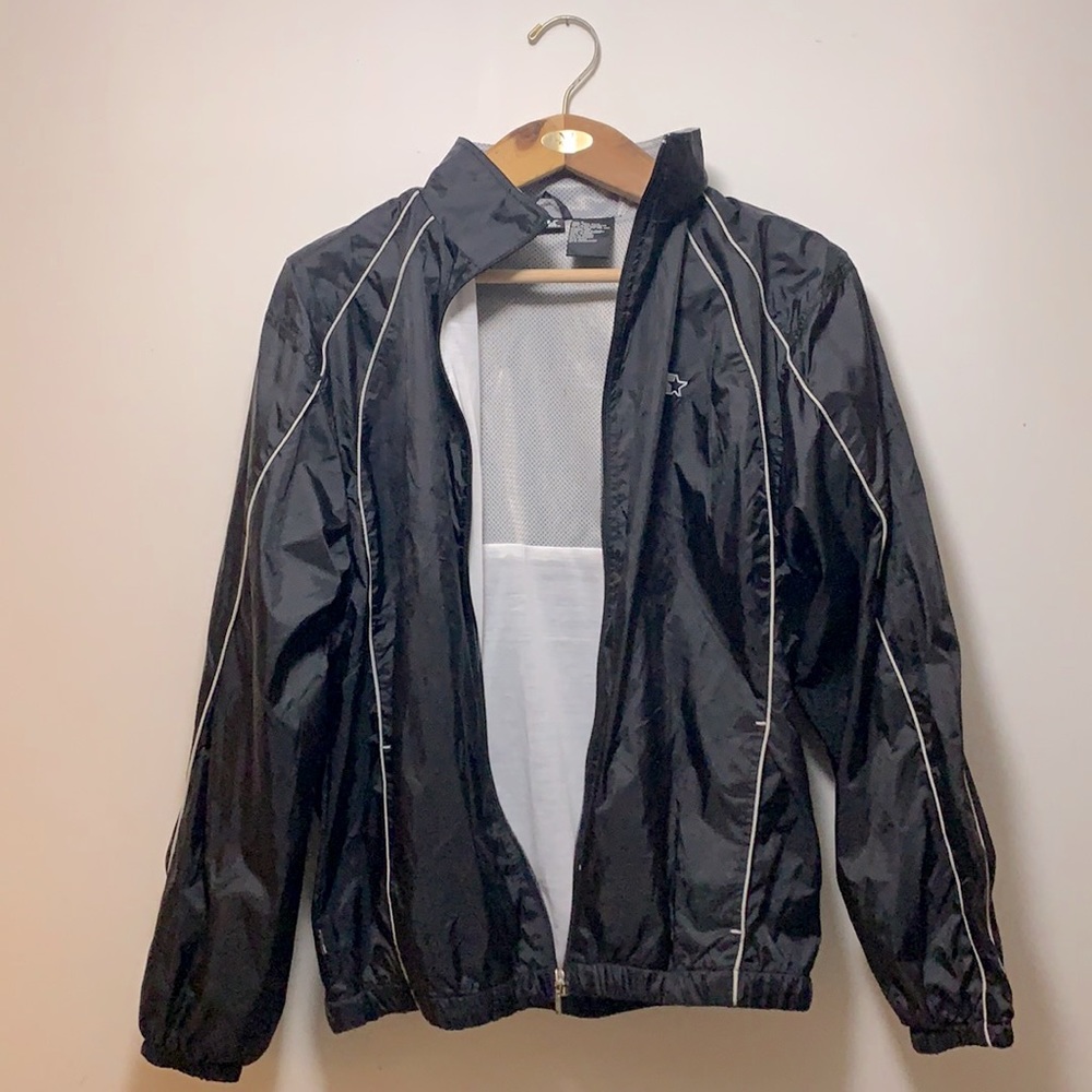 Men’s size small Starter jacket. Never worn.